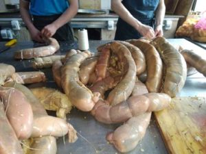 Кази, які нації претендують називати цю страву своєю?