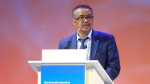 Глава ВООЗ попереджає, що одна вакцина не зупинить пандемію COVID-19